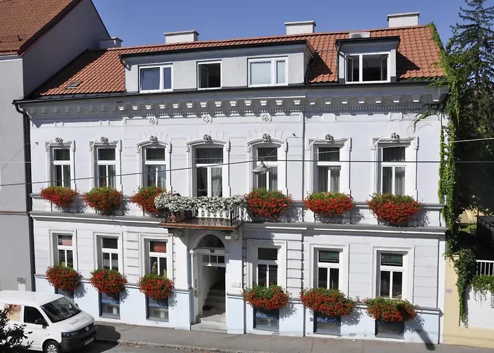 Apartment Business *