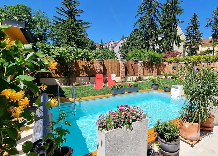 Apartment Livienna - Mit Gartenblick - Wintergarten, Kamin&pool *