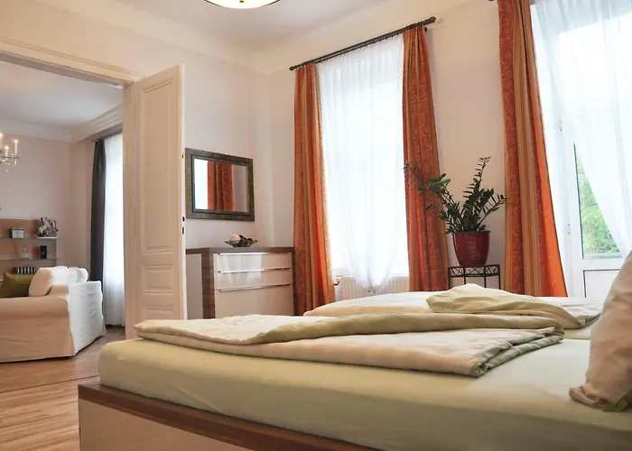 Апартаменты Livienna - Apartment Mit Gartenblick - Wintergarten, Kamin & Pool Вена