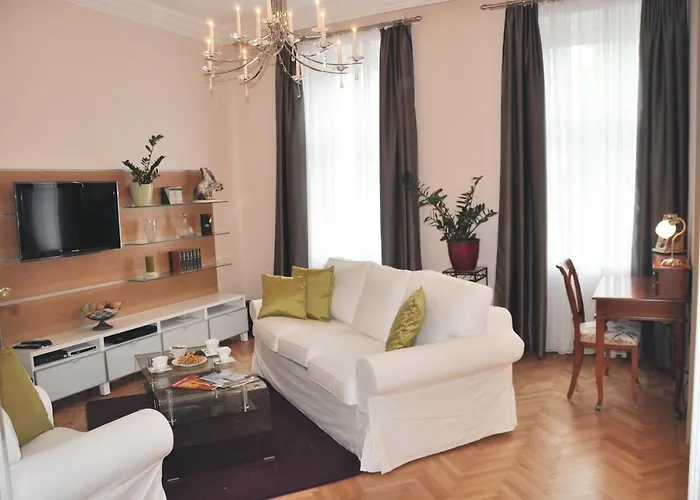 Апартаменты Livienna - Apartment Mit Gartenblick - Wintergarten, Kamin & Pool Вена
